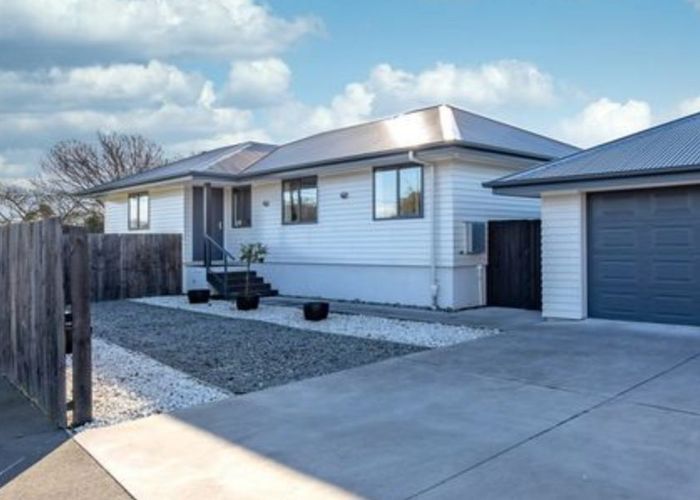 at 76 Avondale Road, Avondale, Christchurch