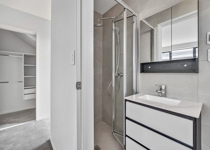  at 10/15 Crayford Street, Avondale, Auckland City, Auckland