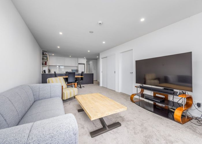  at 57/8 Thompson Park Road, Mount Wellington, Auckland City, Auckland