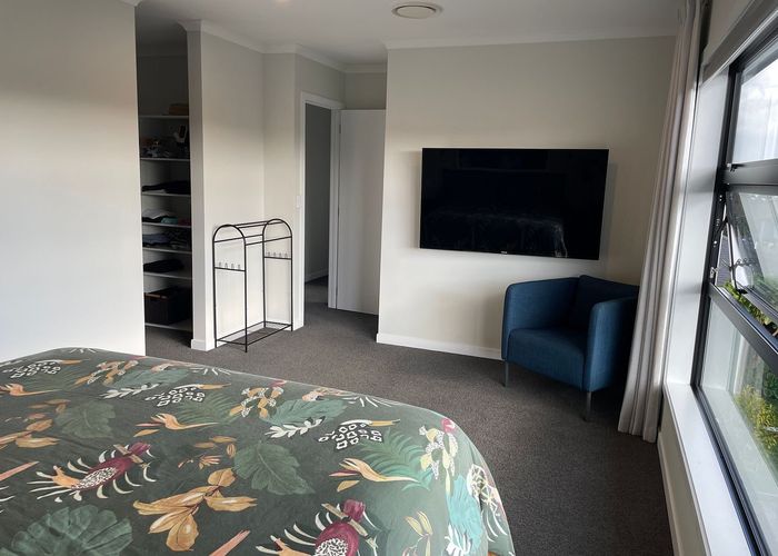  at 44 Sunnynook Road, Sunnynook, North Shore City, Auckland