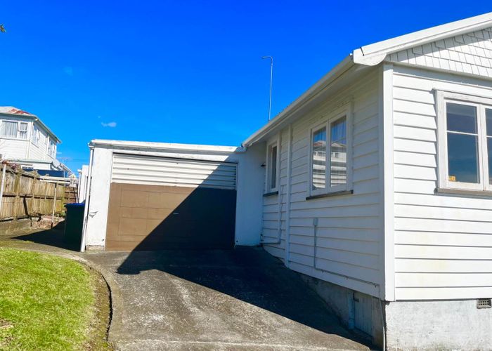  at 4 Parkside Street, Saint Heliers, Auckland City, Auckland