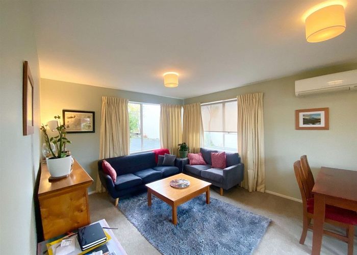  at 2/126 Opawa Road, Waltham, Christchurch City, Canterbury