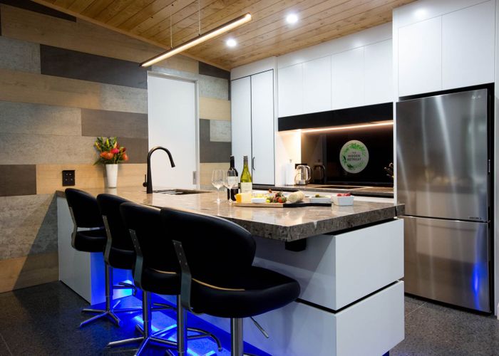  at 39 Upper Harbour Drive, Greenhithe, Auckland