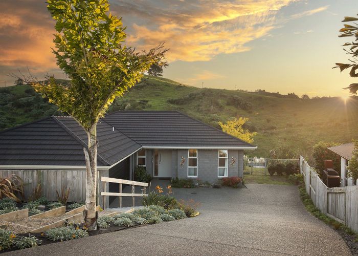  at 21 Bob Carter Place, Welcome Bay, Tauranga