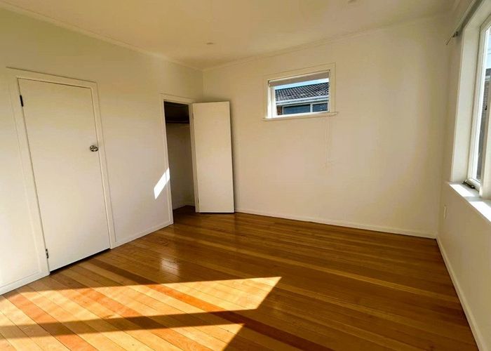  at 17 Allenby Road, Panmure, Auckland City, Auckland