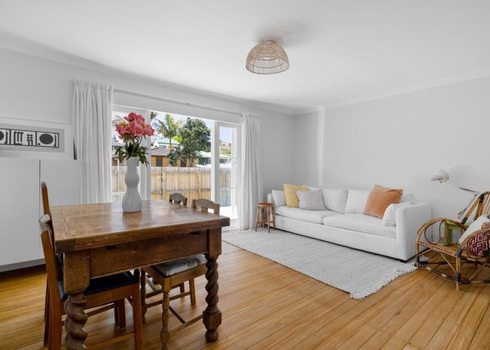  at 4A Valley Road, Mount Maunganui