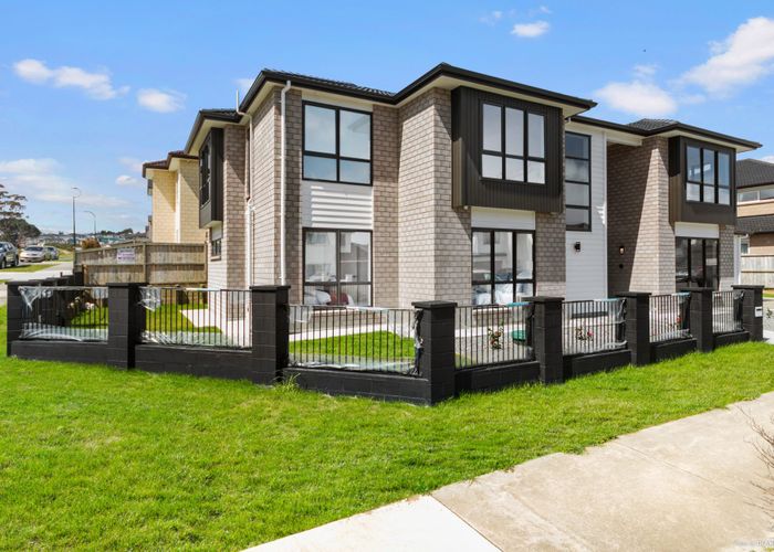  at 8 Kilcadden Drive, Flat Bush, Manukau City, Auckland
