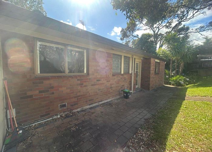  at 2/39 Drake Street, Howick, Manukau City, Auckland