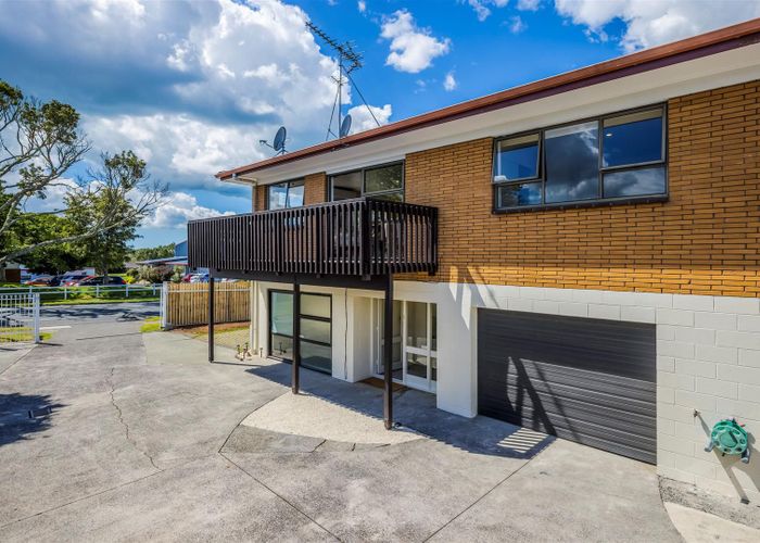  at 53 Butley Drive, Farm Cove, Auckland