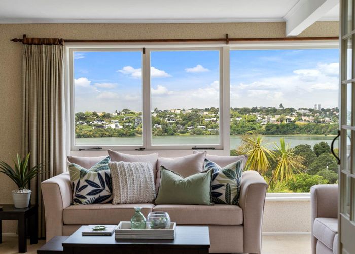 at 33 Awarua Crescent, Orakei, Auckland City, Auckland