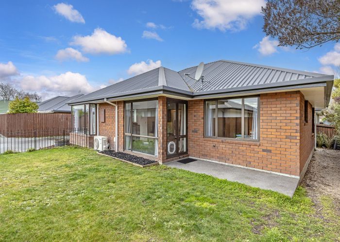  at 2/5 Astor Place, Halswell, Christchurch