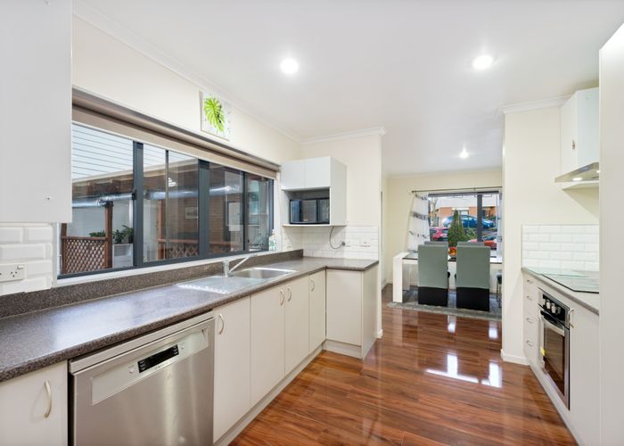  at 13 Pyramid Place, Glen Eden, Auckland