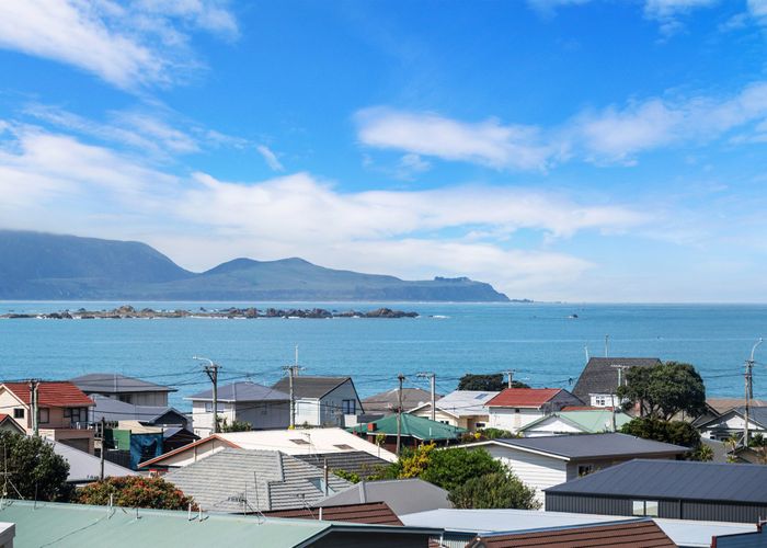  at 162 Sutherland Road, Lyall Bay, Wellington, Wellington
