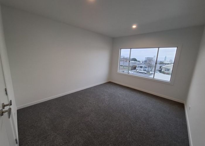  at 2/33 Fulford Street, City Centre, New Plymouth, Taranaki