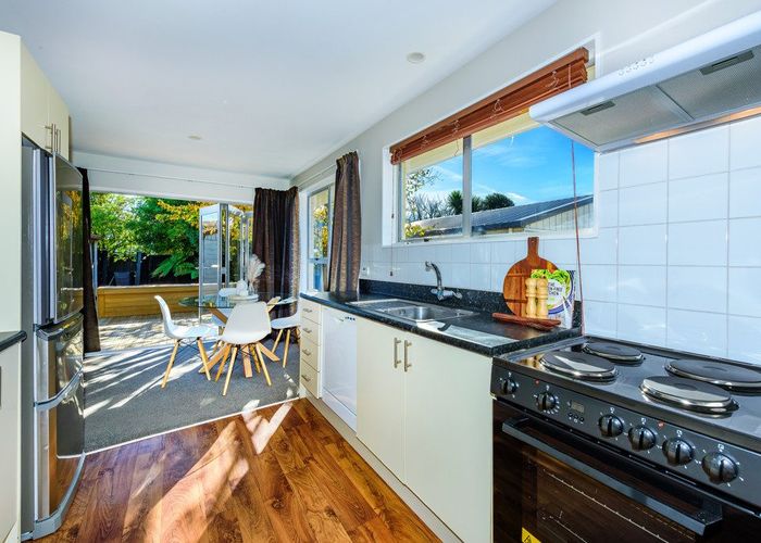  at 106 Bridge Street, New Brighton, Christchurch City, Canterbury