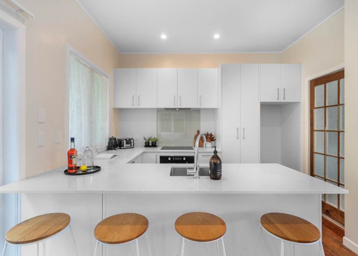  at 71 Malvern Road, Morningside, Auckland