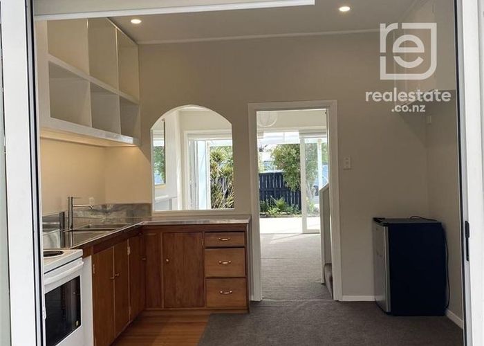  at 70 Alverston Street, Waterview, Auckland City, Auckland