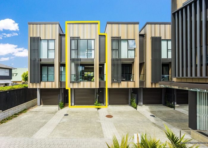  at 18/54 Taharoto Road, Takapuna, North Shore City, Auckland