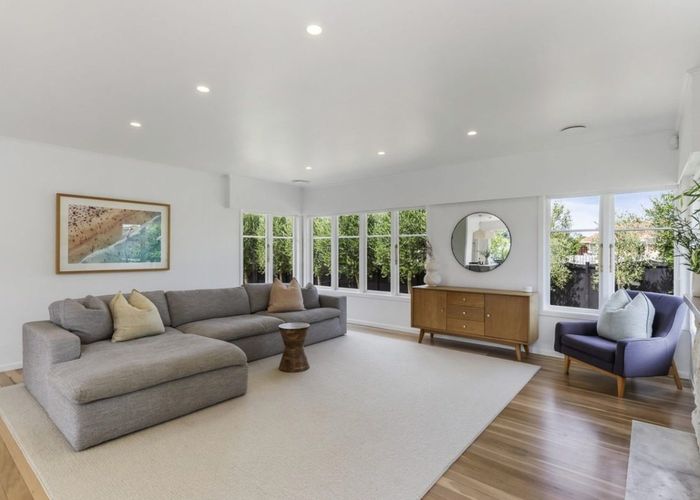  at 22 Ward Cresent, Te Atatu Peninsula, Waitakere City, Auckland