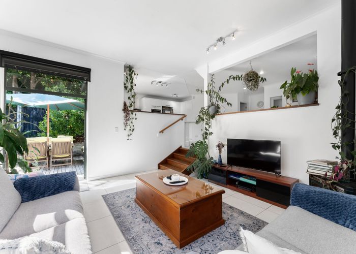  at 12B Kimberly Grove, Greenhithe, Auckland