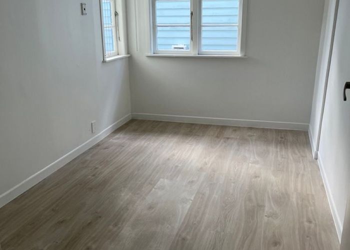  at 21 Duncan Avenue, Sandringham, Auckland City, Auckland