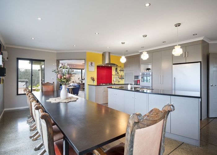  at 20 Pineland Drive, Turitea, Palmerston North