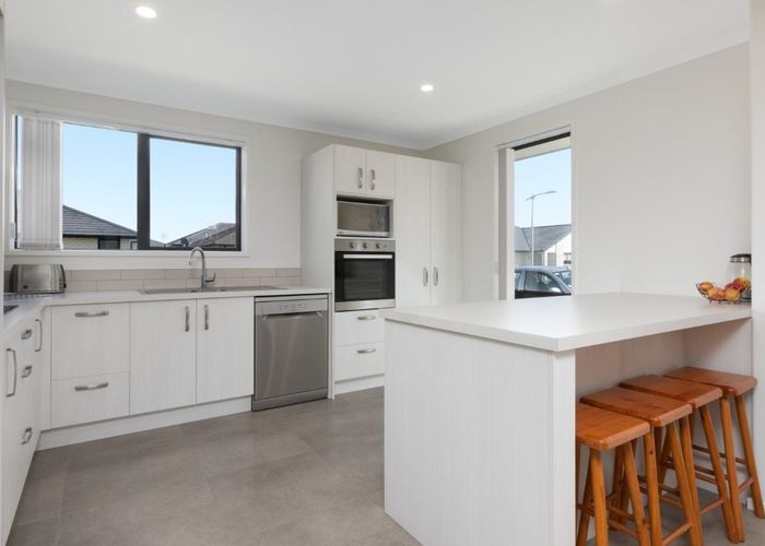  at 33 Taffe Crescent, Pyes Pa, Tauranga, Bay Of Plenty