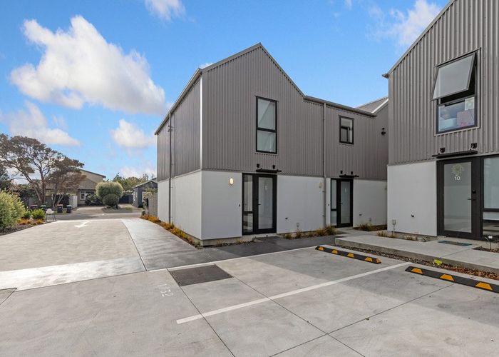  at 1/32 Frederick Street, Waltham, Christchurch City, Canterbury