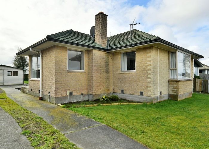 at 8 Steele Street, Hornby, Christchurch