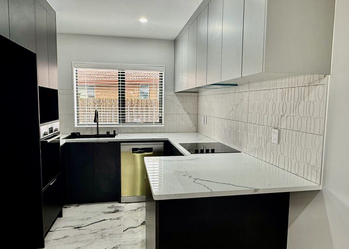  at 3/4 Nicola Place, Mangere East, Manukau City, Auckland