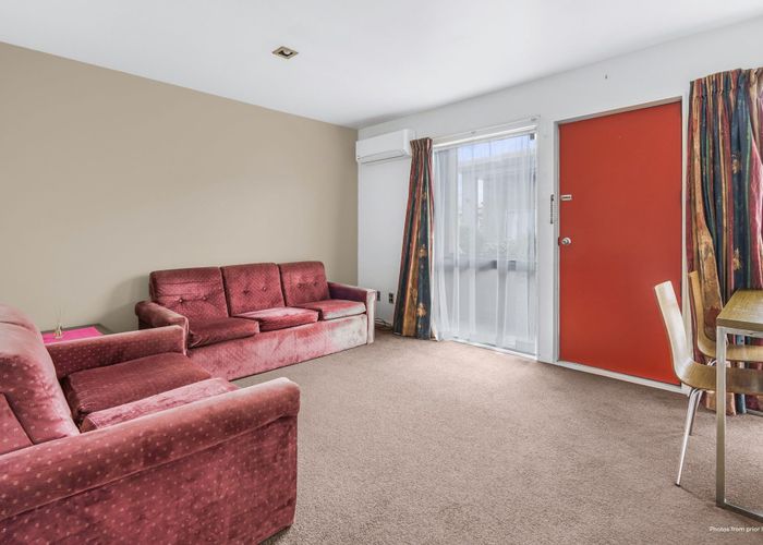  at 2/18 Lorne Street, Melville, Hamilton, Waikato