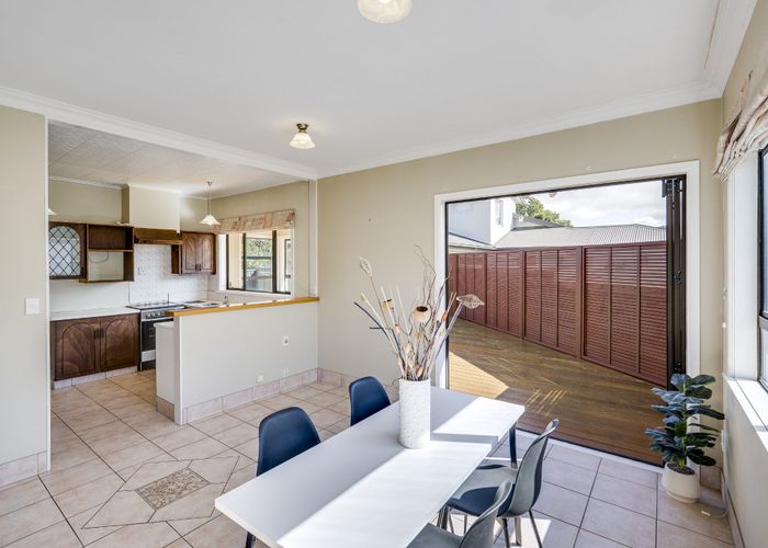  at 13 Cambridge Terrace, Taradale, Napier, Hawke's Bay