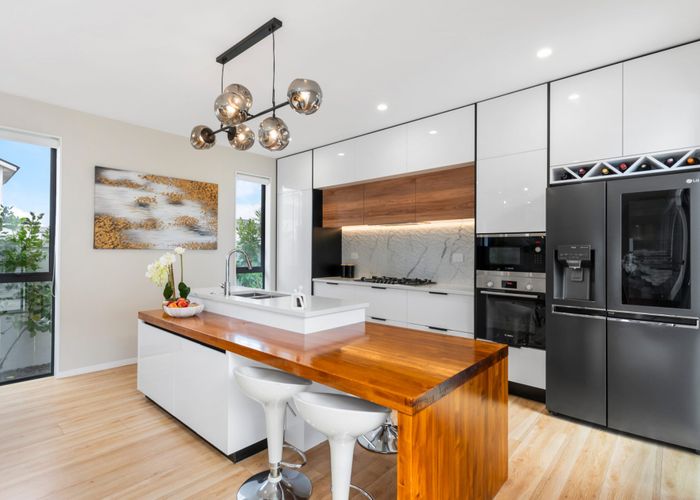  at 27 Roa Avenue, Hobsonville, Waitakere City, Auckland