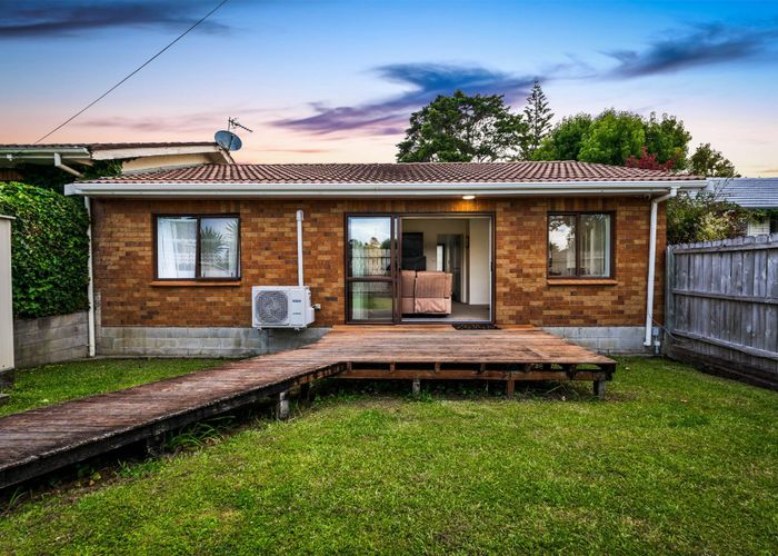  at 30c Daytona Road, Henderson, Waitakere City, Auckland