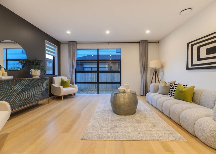  at 42C Letterkenny Place, Blockhouse Bay, Auckland