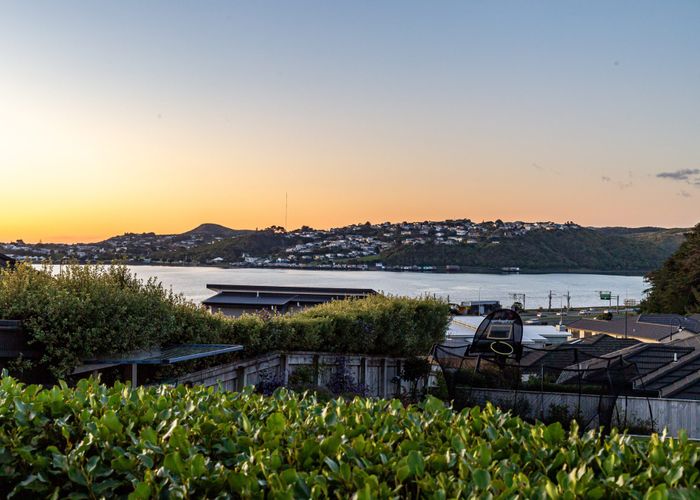  at 10 Margaret Shields Avenue, Aotea, Porirua