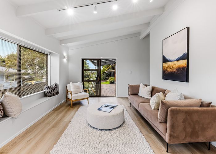  at 1/39 Sturges Road, Henderson, Waitakere City, Auckland