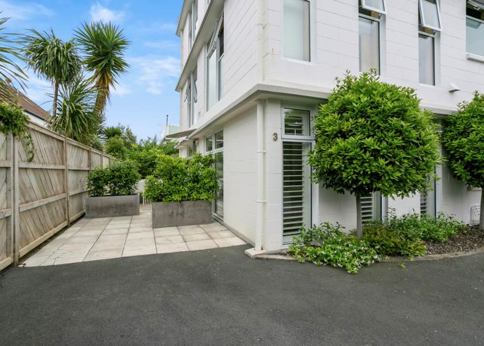  at 3/14 Marau Crescent, Mission Bay, Auckland
