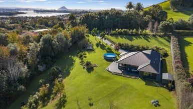  at 18 Estates Terrace, Welcome Bay, Tauranga