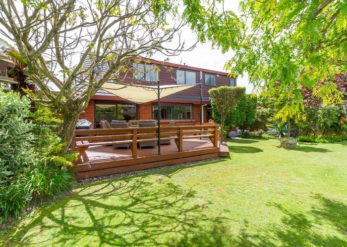  at 6 Hanmer Place, Highbury, Palmerston North