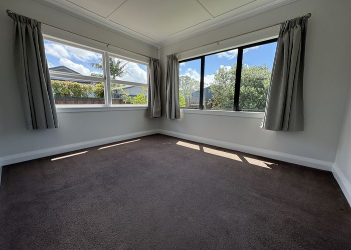  at 76 Wharf Rd, Te Atatu Peninsula, Waitakere City, Auckland