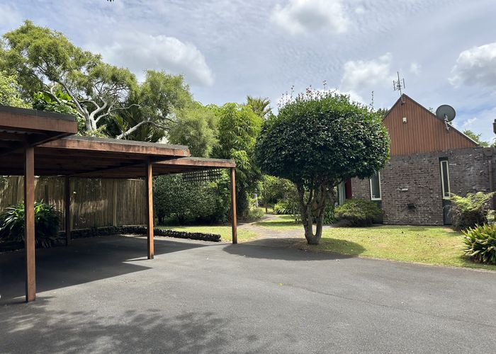  at 2/38 Woodward Road, Mount Albert, Auckland City, Auckland