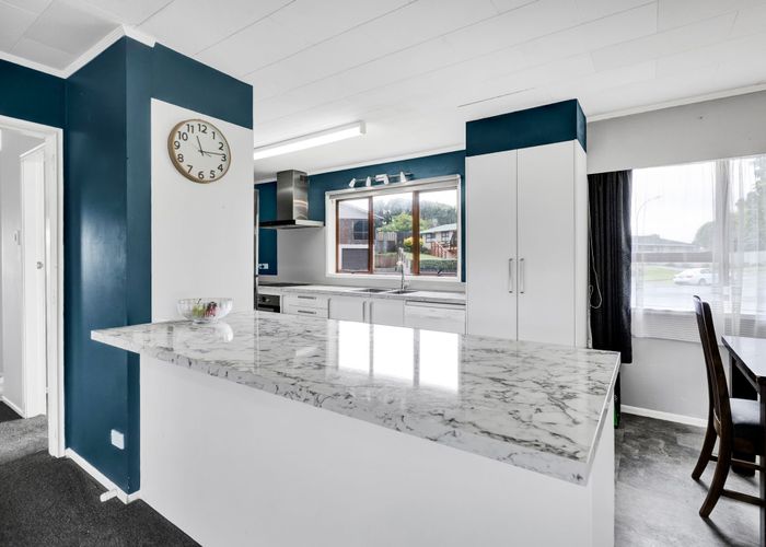  at 5 Bronte Place, Whalers Gate, New Plymouth, Taranaki