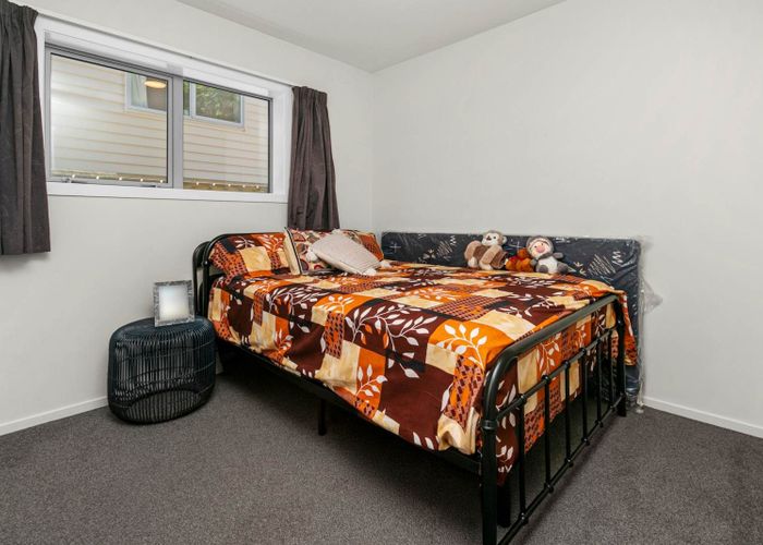  at 2/16 Fairway Drive, Mount Roskill, Auckland City, Auckland