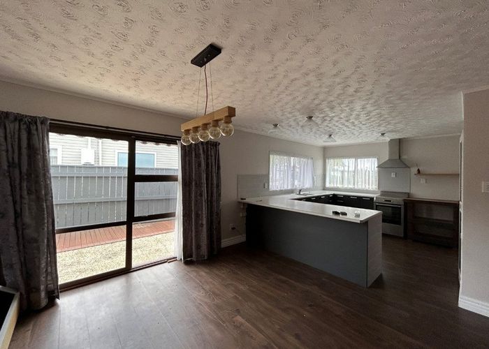  at 10 Otatara Road, Taradale, Napier, Hawke's Bay