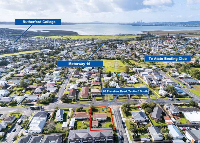  at 86 Flanshaw Road, Te Atatu South, Waitakere City, Auckland