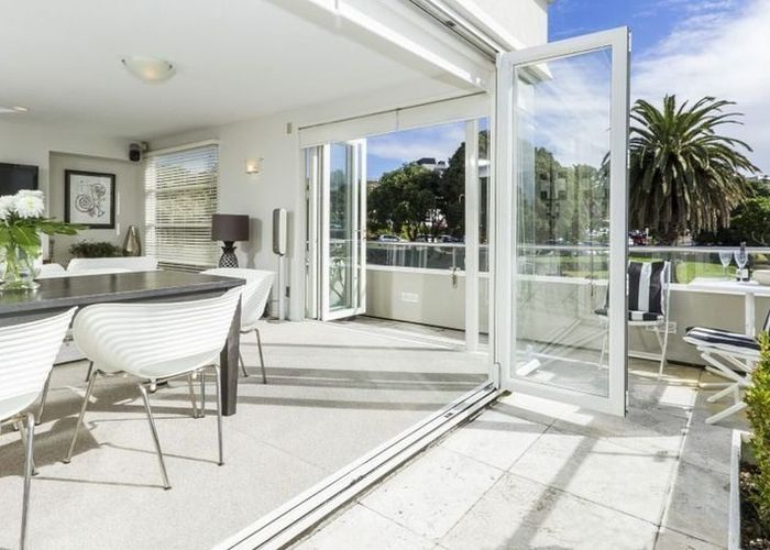  at 17A The Strand, Takapuna, North Shore City, Auckland
