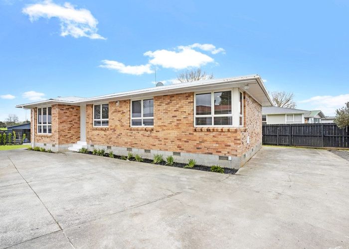  at 12 Cramond Drive, Mangere East, Auckland