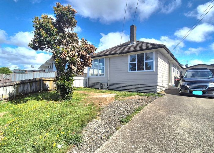  at 20 Farnborough Crescent, Mangere, Manukau City, Auckland