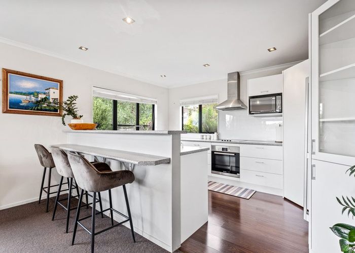  at 6 Bloomfield Rise, Stanmore Bay, Rodney, Auckland